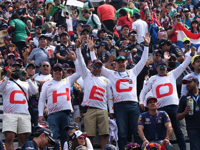 Sorprenden a más de 100 personas vendiendo acreditaciones falsas para el GP de México