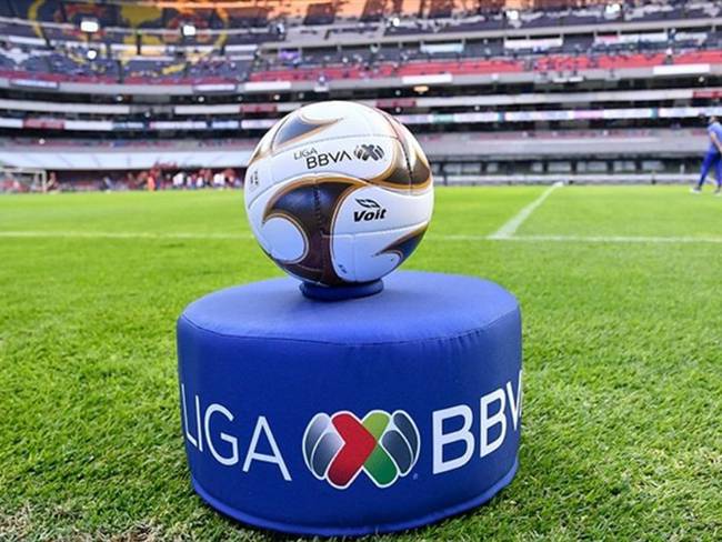 El futbol mexicano se reanuda este viernes con Pumas en cancha de Gallos. Foto: getty
