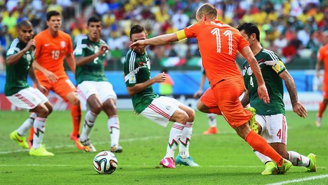 Robben en el partido frente a México en 2014. Foto: Getty Images