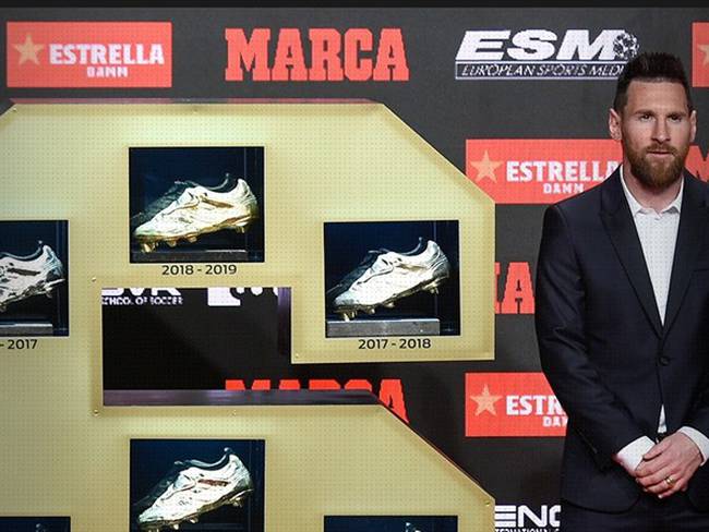 Lionel Messi recibe su sexta de oro