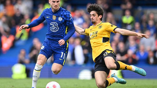 Wolverhampton y Raúl Jiménez empataron el duelo ante los blues