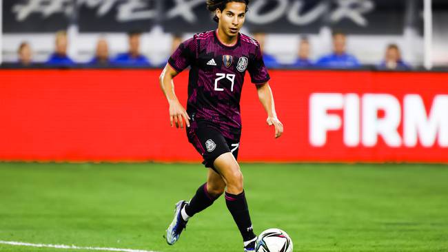 Diego Lainez es uno de los que se tambalea para Qatar 2022