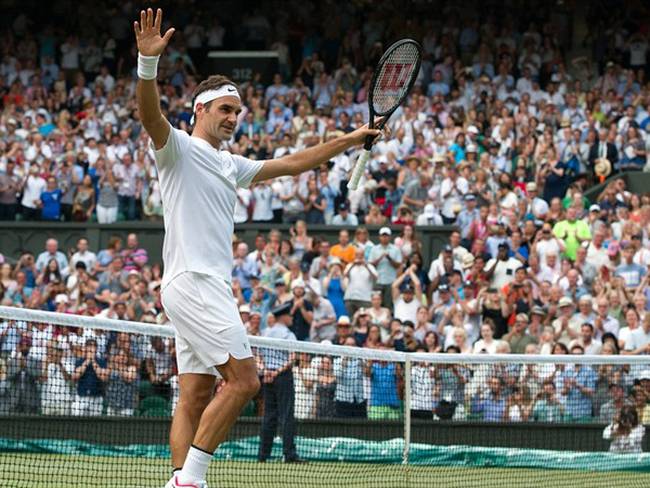 Roger Federer no afloja en la hierba británica. Foto: Getty images