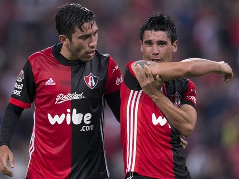 Alustiza festeja su gol frente a Pumas. Foto: Getty Images