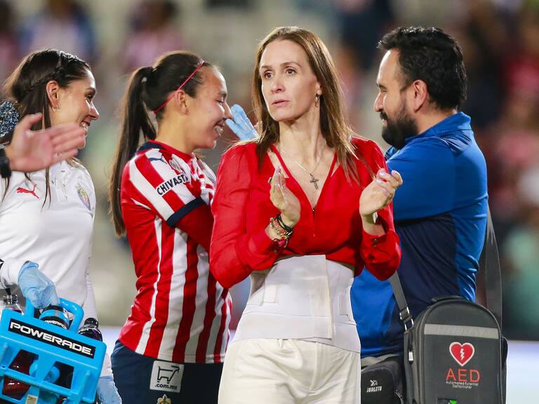 Nelly Simón ganó su primer título con Chivas