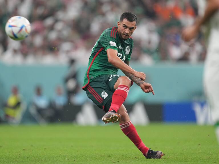 Luis Chávez marcó uno de los mejores goles de la Copa del Mundo