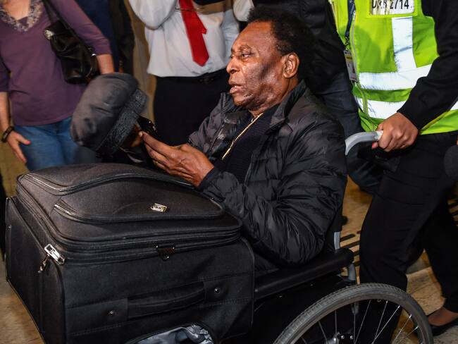 Pelé dejó de responder a quimioterapia; temor por su salud