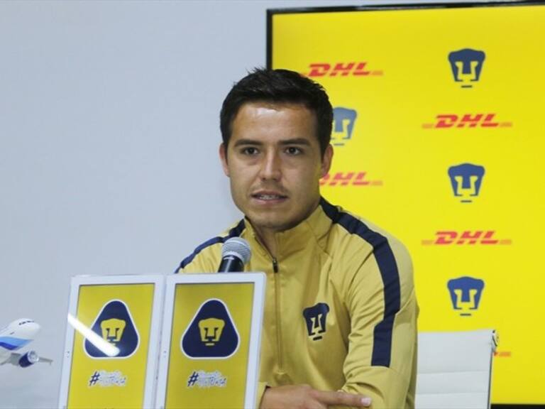 Erick Torres en Conferencia de Prensa. Foto: Twitter Pumas