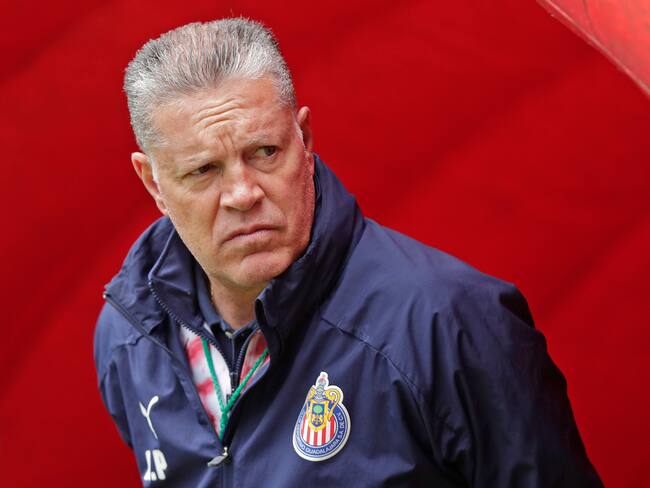 Ricardo Peláez habló de su paso por Chivas: ‘jugadores no reaccionaron ni al cambio de primas’