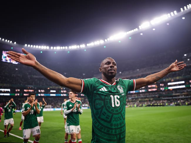 Balón de Oro 2026: Julián Quiñones entra en la lista de los 30 mejores jugadores del mundo
