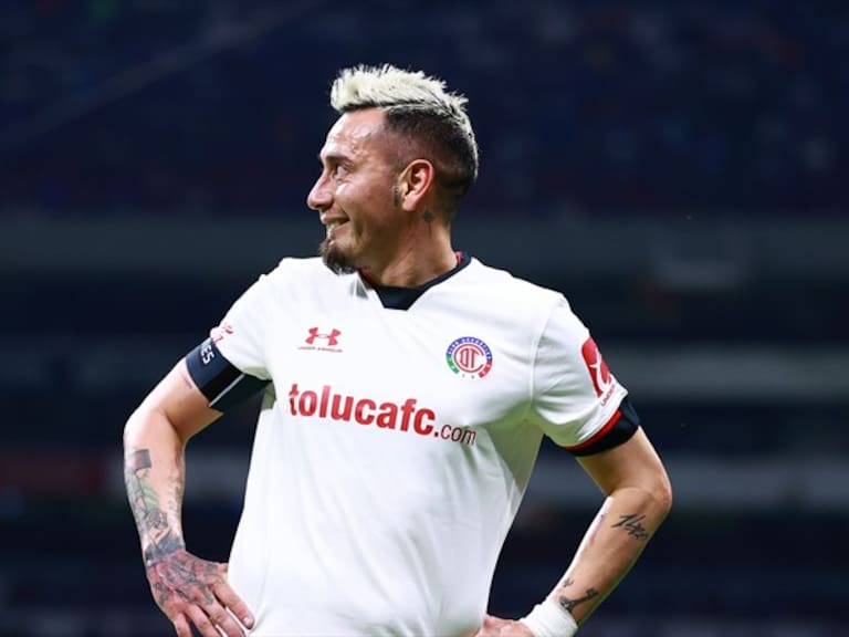 Rubens Sambueza se queda por dos torneos más con el Toluca