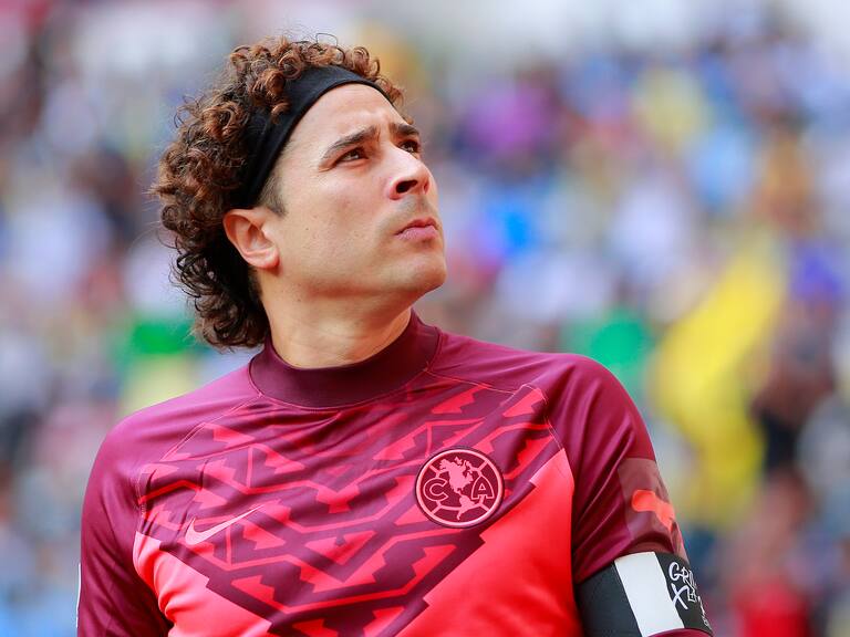 Guillermo Ochoa cumple años este dia