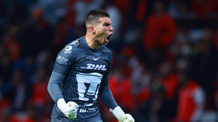 Julio González, último mexicano en hacer gol con Pumas… ¡y es portero!