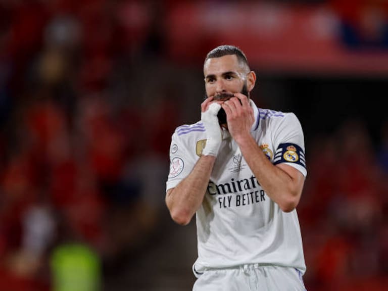 Karim Benzema deja al Real Madrid