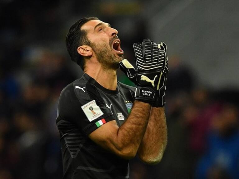 Buffon lamenta la eliminación. Foto: Getty Images