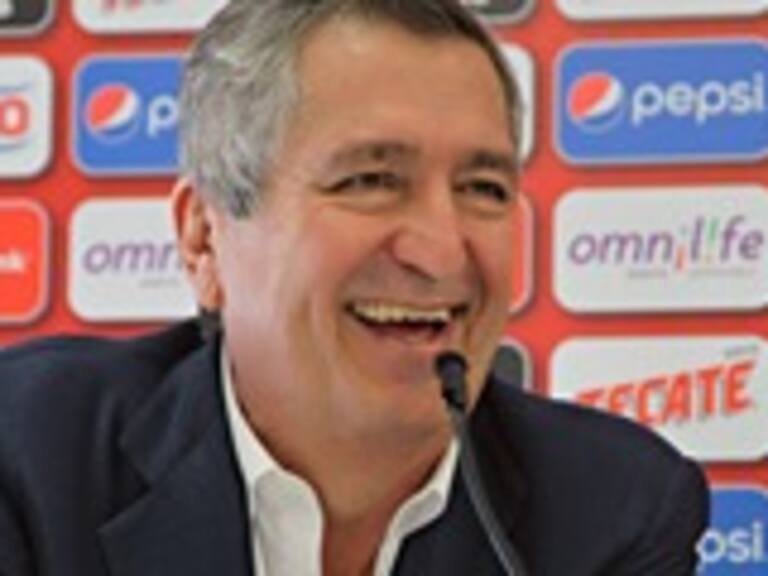 Jorge Vergara asegura que Osorio no conoce la historia de Chivas
