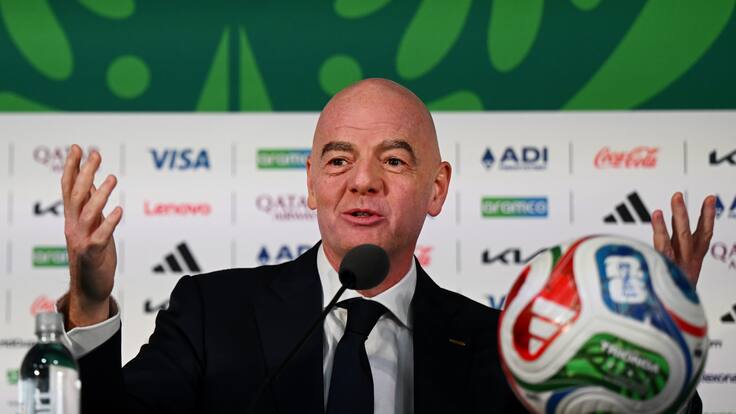 Gianni Infantino aclara la polémica sobre privatizar el Mundial: “No es obligatorio”