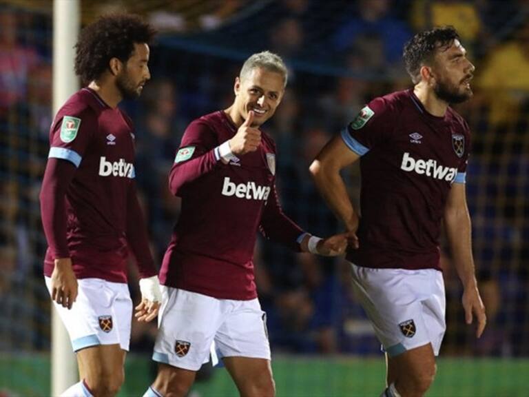 "Chicharito" anota con el West Ham. Foto: W Deportes