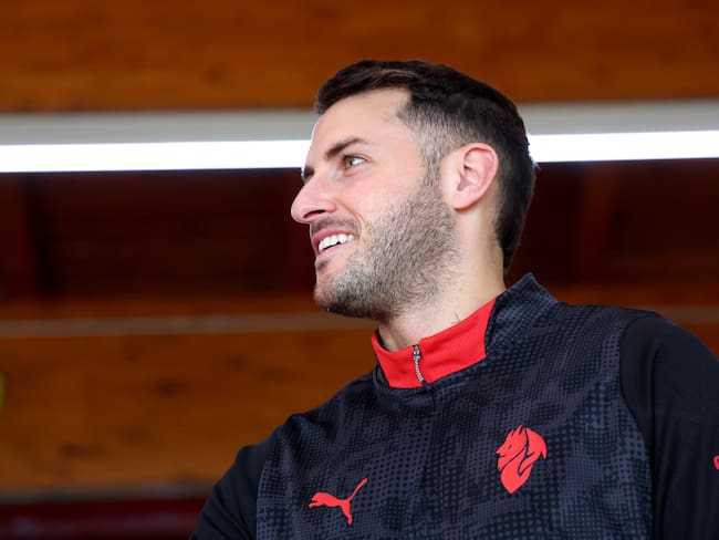 Santiago Giménez ya tiene fecha de regreso: ¿Cuándo vuelve a jugar con el AC Milan?