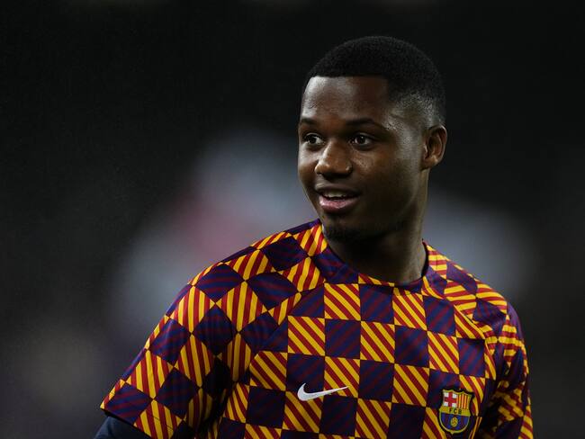 El padre de Ansu Fati está molesto con el Barcelona y amenaza con sacar a su hijo del equipo