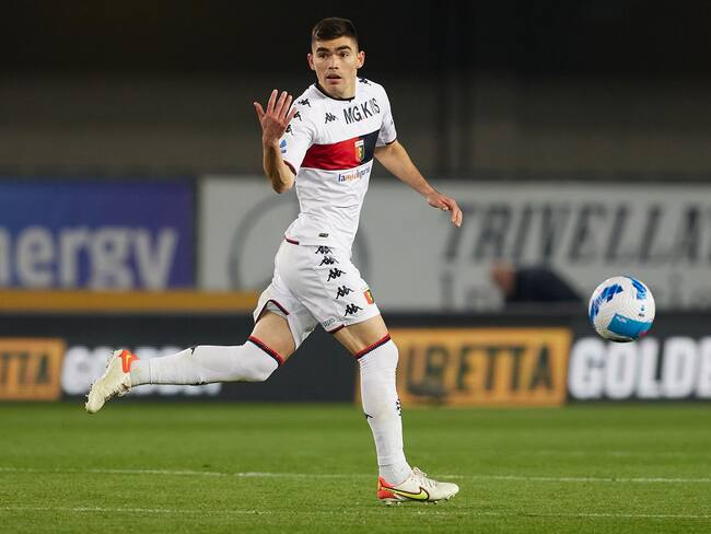 Johan Vásquez y el Genoa, por un milagro para salvarse