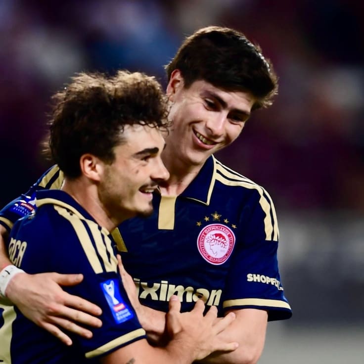 Armando ‘Hormiga’ González debuta con gol y asistencia en goleada del Olympiacos