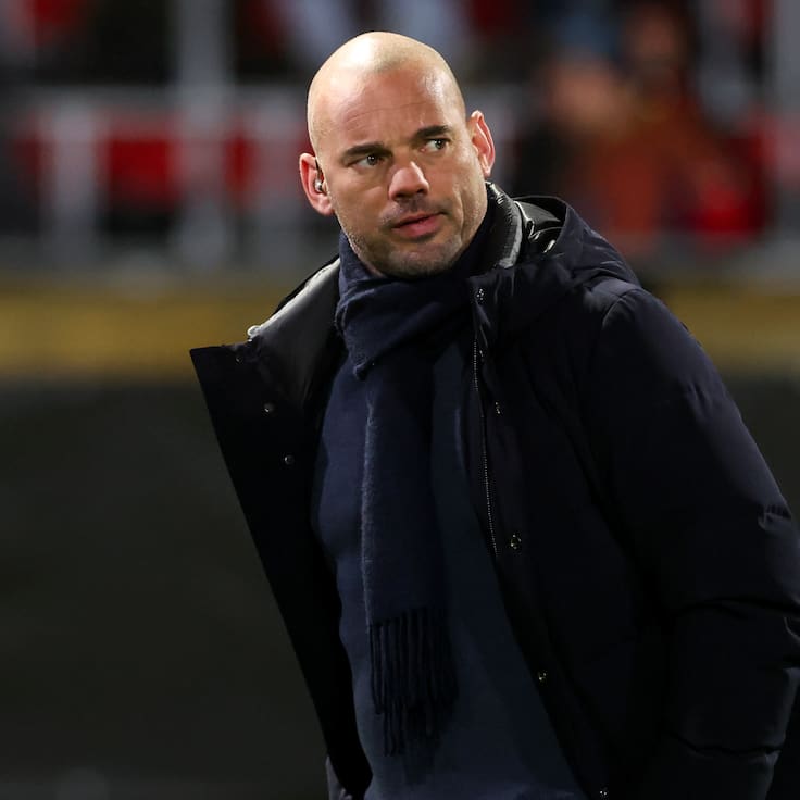¡Se volvió loco! Wesley Sneijder subasta sus objetos de los Mundiales de 2010 y 2014