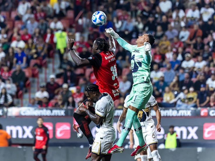 ¡Keylor Navas salva a Pumas! Los universitarios siguen invictos tras igualar con Xolos en la Jornada 8
