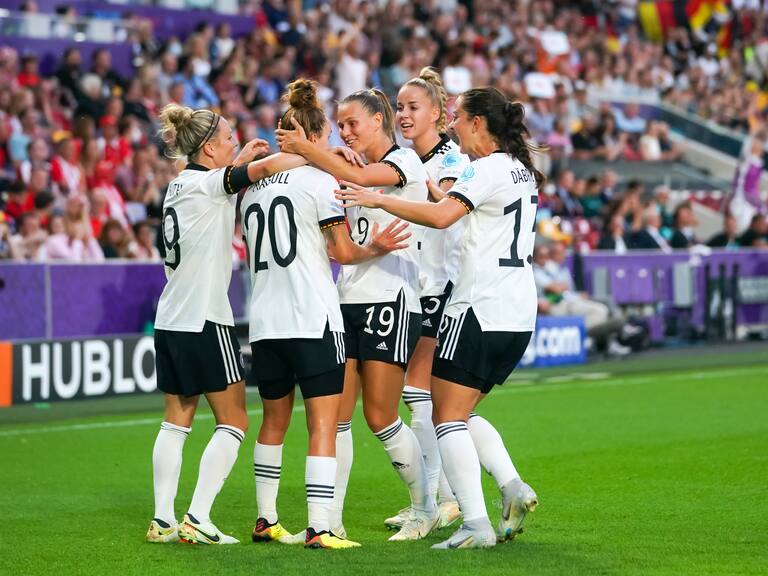 Con Lina Magull en plan grande, el cuadro germano derrotó a Austria