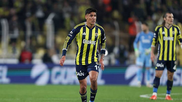 Edson Álvarez se pierde el cierre de temporada 2025 por lesión muscular en Fenerbahçe