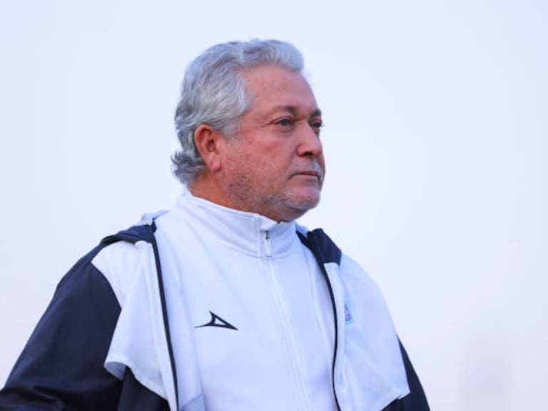 Víctor Manuel Vucetich anuncia su retiro como director técnico