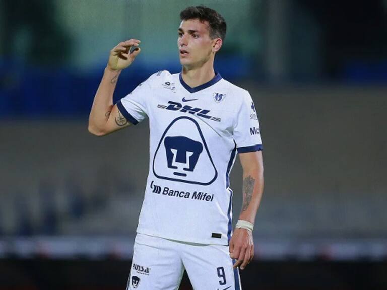 Dinneno marcó dos goles ante Cruz Azul en Concacaf