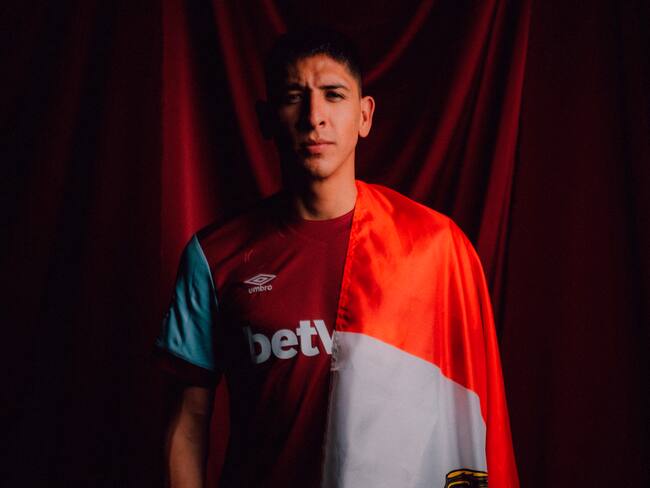 Edson Álvarez deja el Ajax entre lágrima y West Ham lo recibe en grande