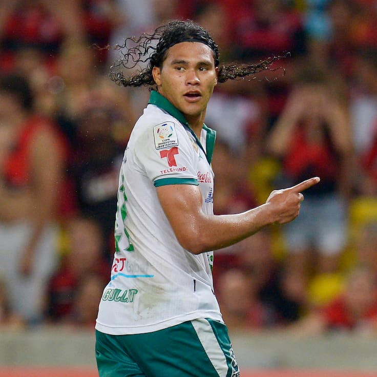 Carlos “Gullit” Peña desata controversia por nuevo video en estado de ebriedad