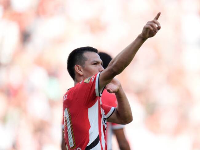 Hirving Lozano lidera la tabla de goleo en la Eredivisie tras darle la victoria al PSV