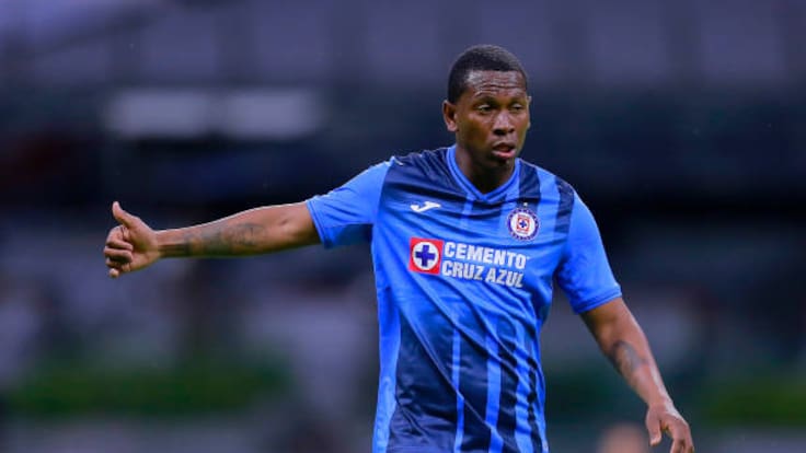 Bryan “El Cuco” Angulo, exjugador de Cruz Azul, resulta herido en ataque armado en Ecuador