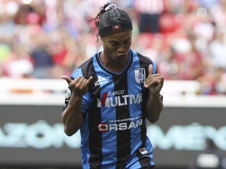Ronaldinho en su paso por el Querérato. Foto: Getty Images
