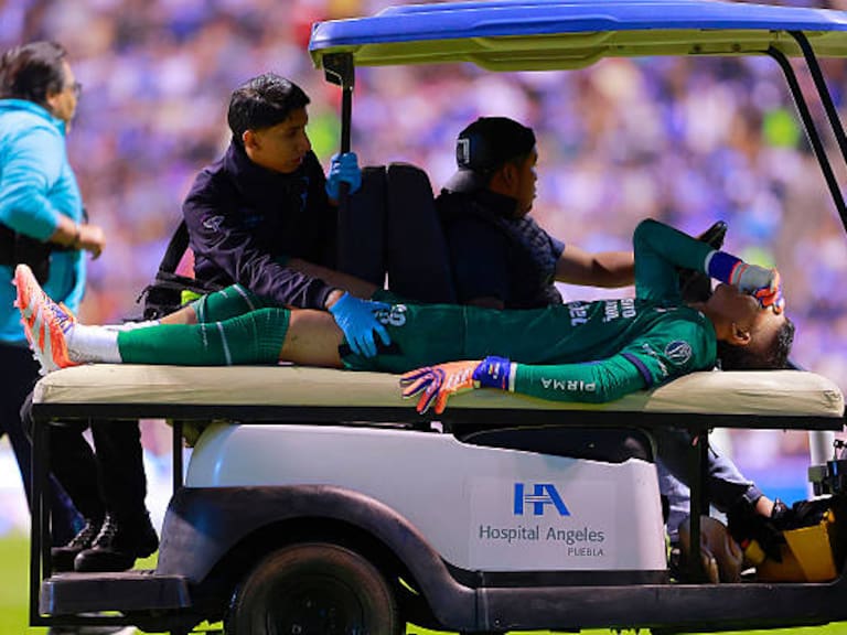 Kevin Mier sufre fractura y se despide del Apertura 2025 con Cruz Azul