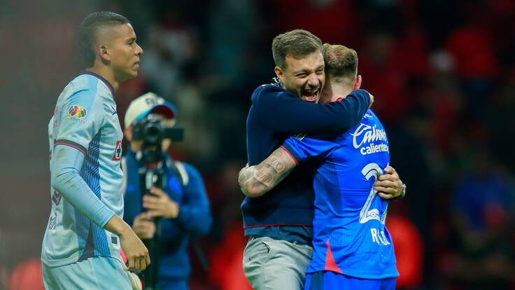 Martín Anselmi fue inspiración para un aficionado del Cruz Azul para tatuarse una de sus frases