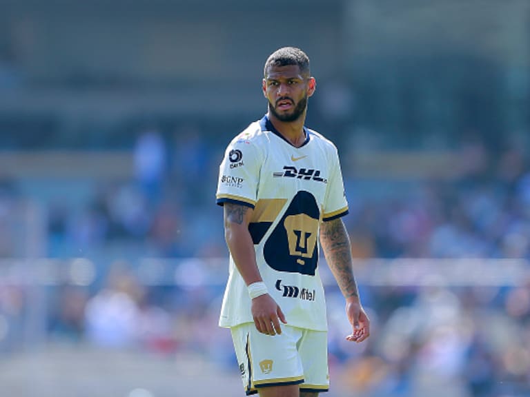 Pumas confirma la baja definitiva de José Caicedo y este será su sorprendente destino