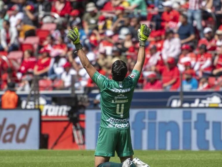 Chivas y Antonio Rodriguez  . Foto: