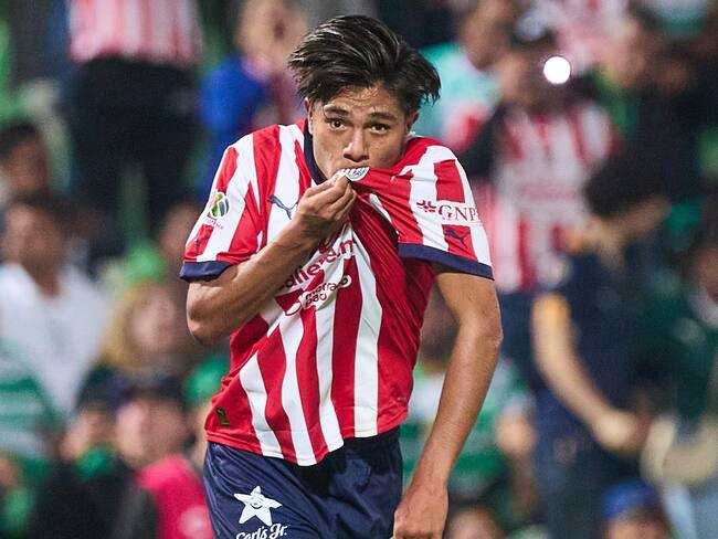 Chivas gana en penúltima fecha y se ilusiona con el boleto a Liguilla directa