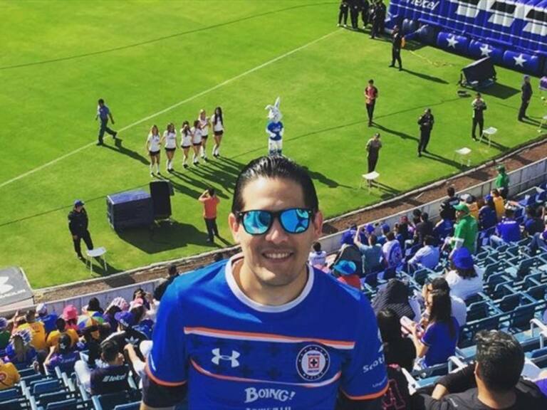 Seguidor del Cruz Azul acude al Vaticano a pedir ayuda divina por el club