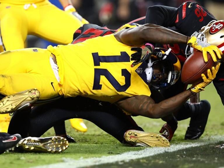 Los Rams vs 49ers en partido de temporada NFL. Foto: Getty Images