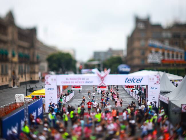 ¡Por trampa! El maratón de México descalificará a poco más de 11,000 corredores al no recorrer los kilómetros establecidos
