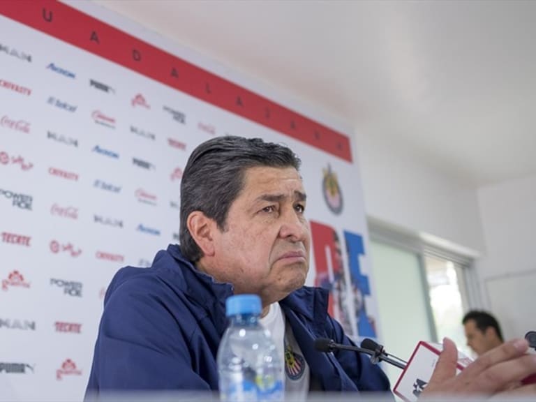 Luis Fernando Tena en conferencia. Foto: Mexsport