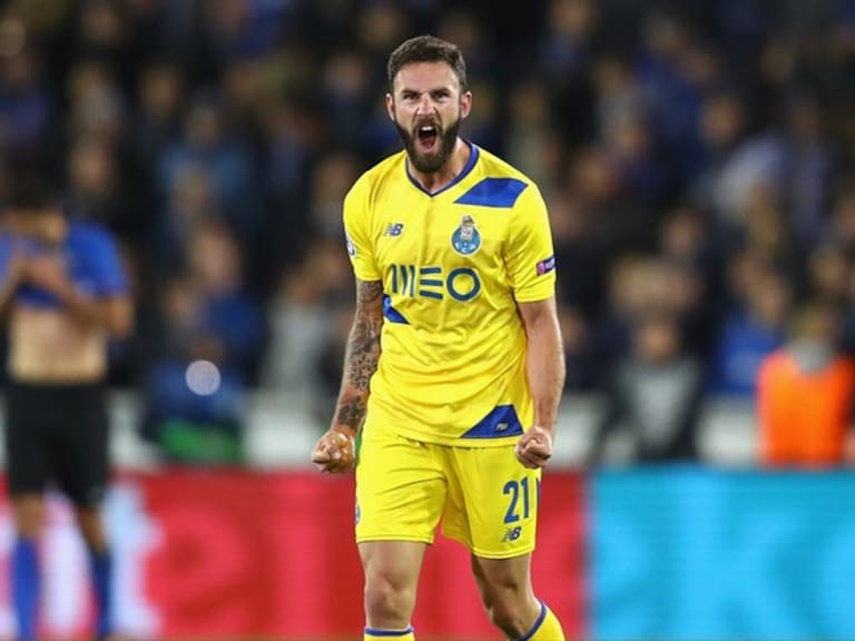 Miguel Layún no ha tenido mucha actividad con el Porto. Foto: Getty Images