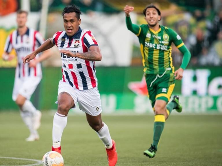 Renato Tapia podría llegar al Cruz Azul . Foto: Getty Images