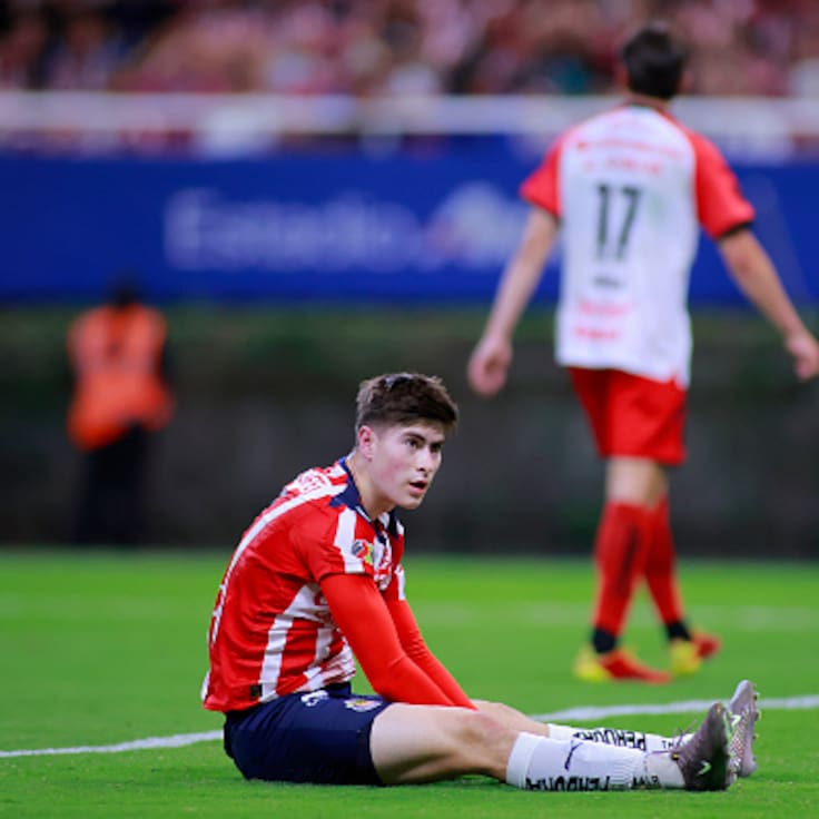 Chivas perdona en el cierre: “La Hormiga” González se queda sin corona y el Rebaño cede la cima