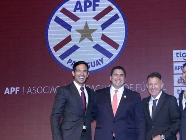 Juan Carlos Osorio es presentado con Paraguay